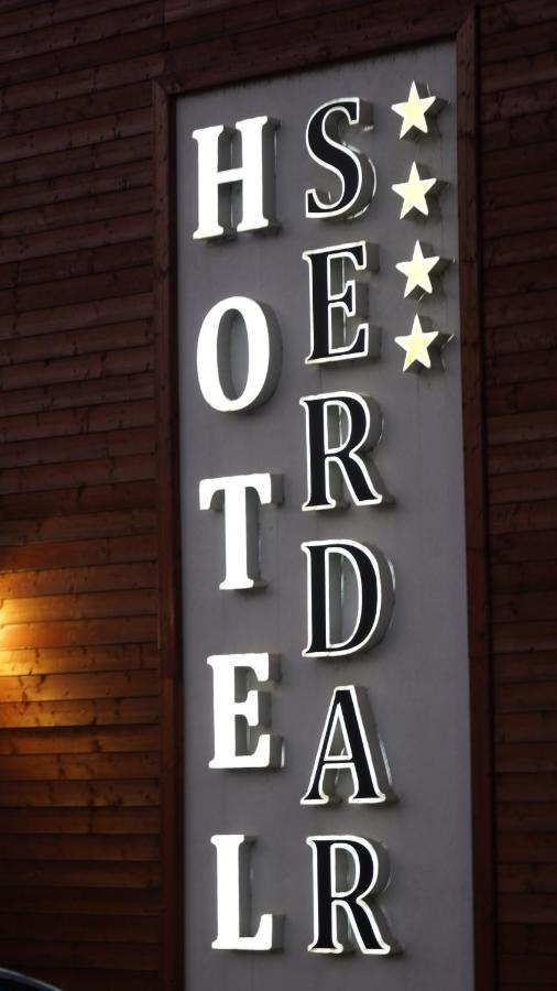 Hotel Serdar Мойковац Екстериор снимка
