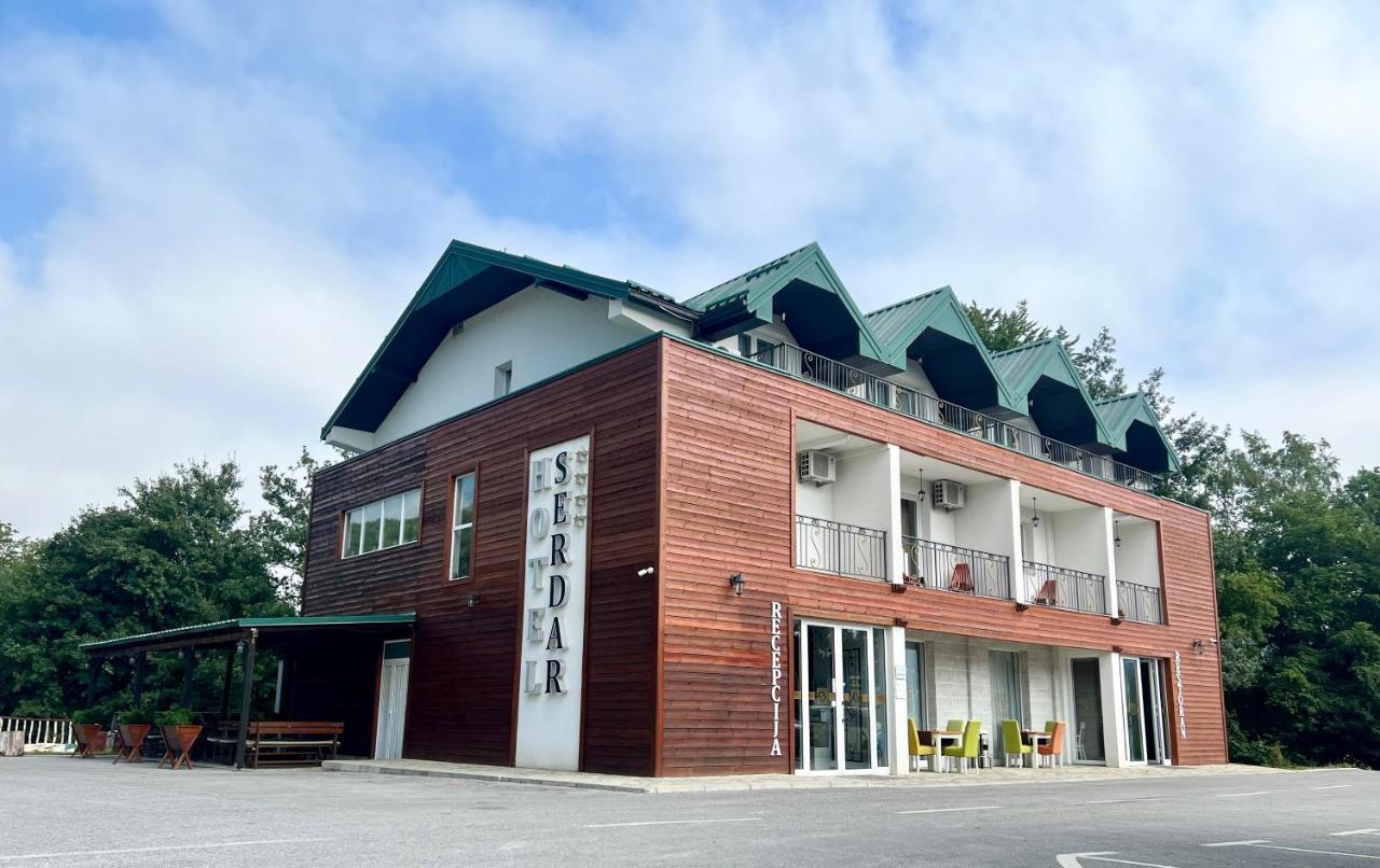 Hotel Serdar Мойковац Екстериор снимка