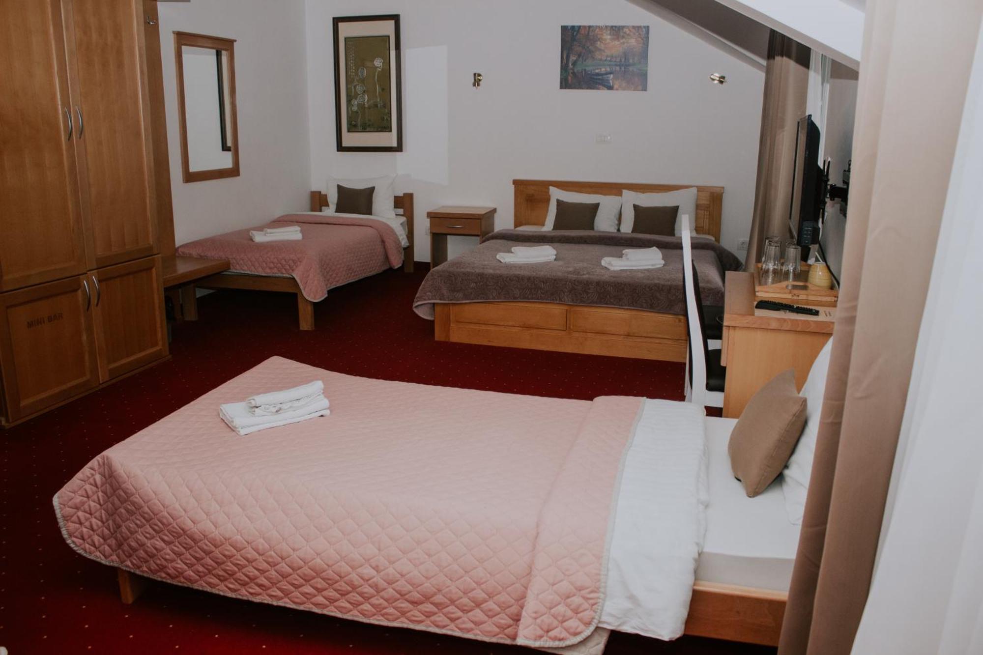 Hotel Serdar Мойковац Стая снимка