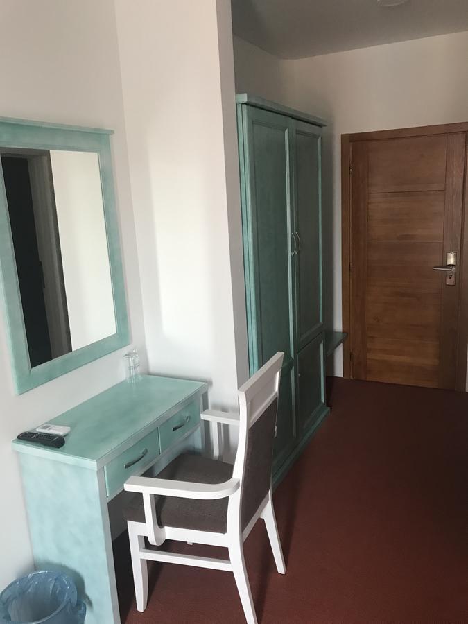 Hotel Serdar Мойковац Екстериор снимка